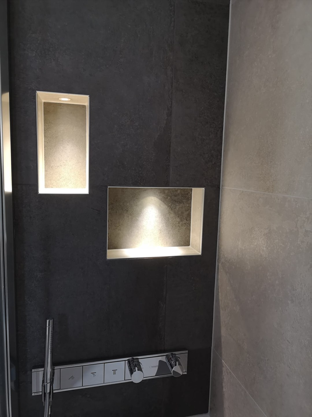Niches Douche Éclairées