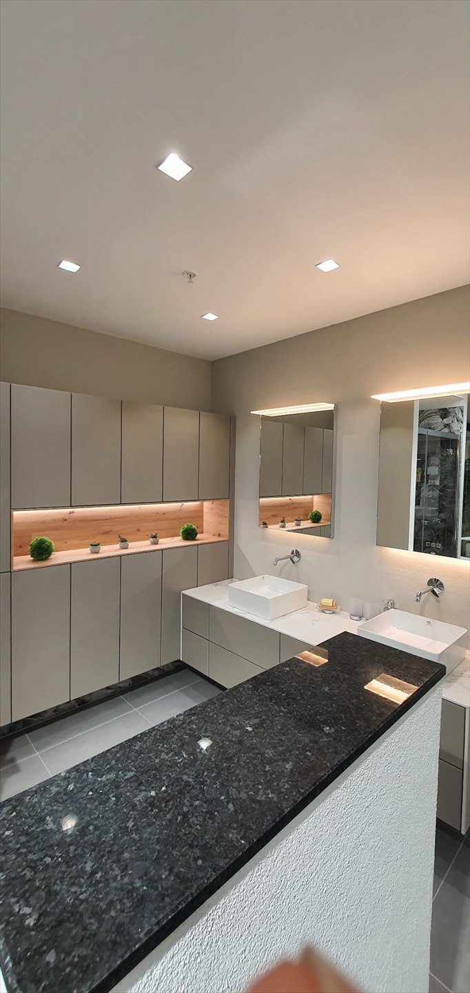 Salle de Bains Spots et Niches